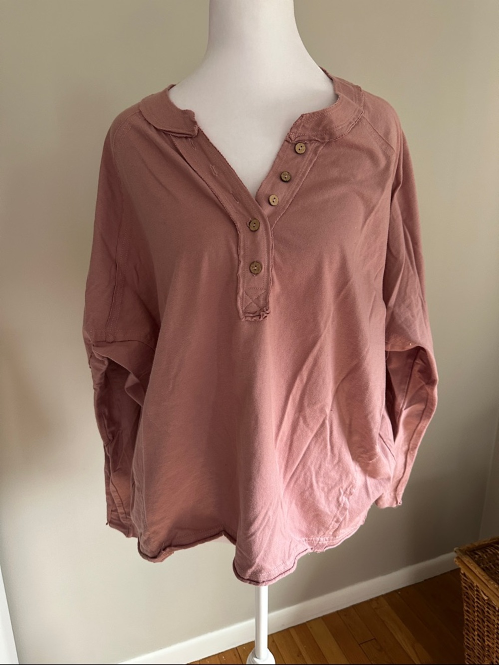 Easel Mauve Button Henley Top Oversized, Sz S